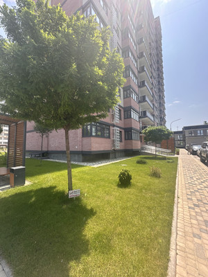 Продам трехкомнатную (3-комн.) квартиру, им. Героя Владислава Посадского ул, 17, Краснодар г