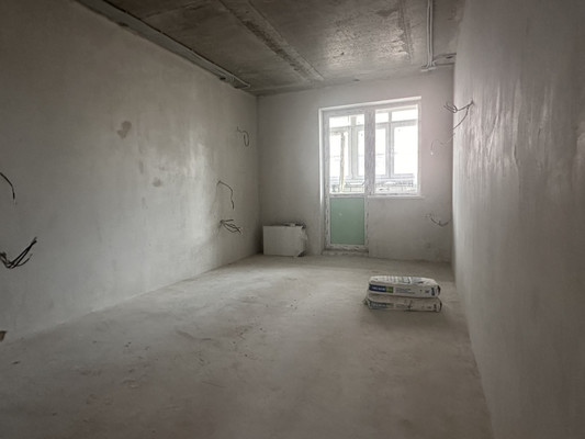 Продам трехкомнатную (3-комн.) квартиру, им. Героя Владислава Посадского ул, 17, Краснодар г