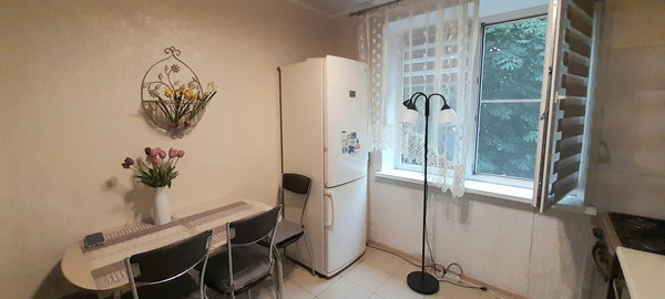 Продам двухкомнатную (2-комн.) квартиру, Зорге ул, 72/1, Ростов-на-Дону г