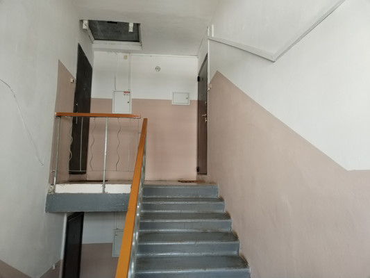 Продам трехкомнатную (3-комн.) квартиру, Керченская ул, 28, Нижний Новгород г