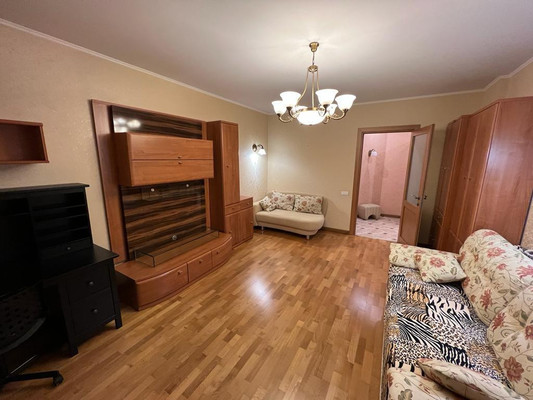Продам двухкомнатную (2-комн.) квартиру, Молодежная ул, 36А, Химки г