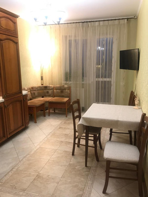 Продам двухкомнатную (2-комн.) квартиру, Молодежная ул, 36А, Химки г