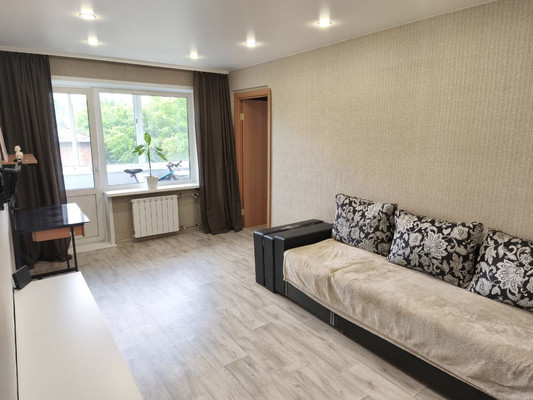 Продам двухкомнатную (2-комн.) квартиру, Семафорная ул, 321, Красноярск г