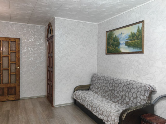 Продам двухкомнатную (2-комн.) квартиру, Дмитровская ул, 23, Базарово д
