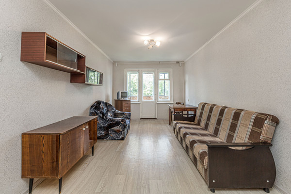 Продам однокомнатную (1-комн.) квартиру, Дзержинского ул, 18, Челябинск г