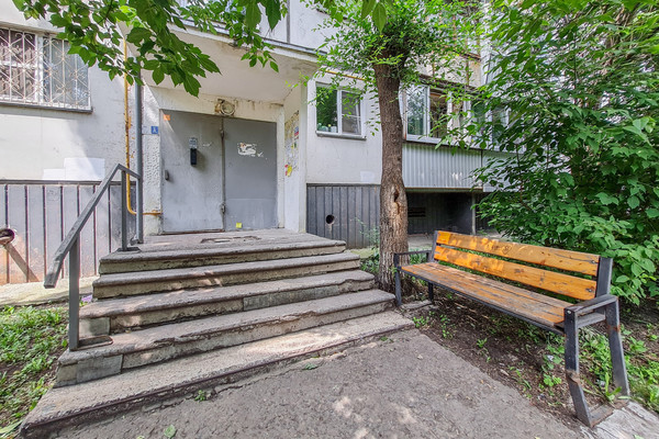 Продам однокомнатную (1-комн.) квартиру, Дзержинского ул, 18, Челябинск г
