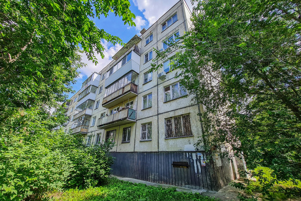 Продам однокомнатную (1-комн.) квартиру, Дзержинского ул, 18, Челябинск г