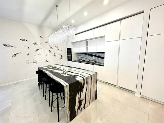 Продам трехкомнатную (3-комн.) квартиру, Дмитровка Б. ул, 28, Москва г