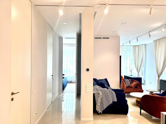 Продам трехкомнатную (3-комн.) квартиру, Дмитровка Б. ул, 28, Москва г