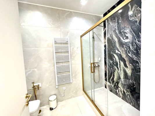 Продам трехкомнатную (3-комн.) квартиру, Дмитровка Б. ул, 28, Москва г