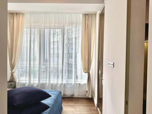 Продам трехкомнатную (3-комн.) квартиру, Дмитровка Б. ул, 28, Москва г