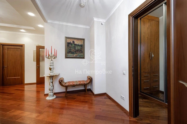 Продам многокомнатную квартиру, Давыдковская ул, 3, Москва г