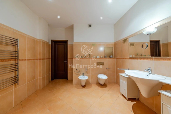 Продам многокомнатную квартиру, Давыдковская ул, 3, Москва г