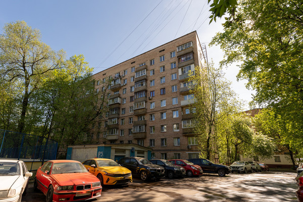 Продам двухкомнатную (2-комн.) квартиру, Академика Ильюшина ул, 1к1, Москва г