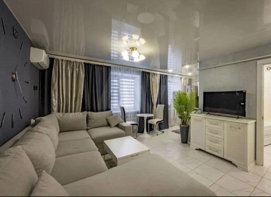 Продам двухкомнатную (2-комн.) квартиру, Киевская ул, 163, Симферополь г