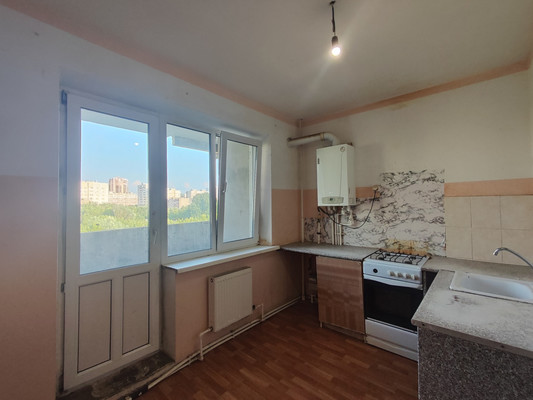 Продам трехкомнатную (3-комн.) квартиру, Кальная ул, 39, Рязань г