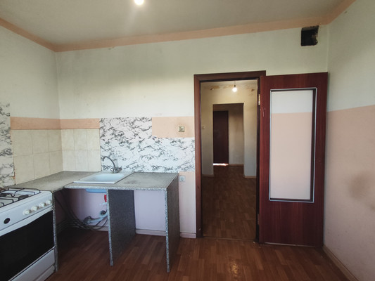 Продам трехкомнатную (3-комн.) квартиру, Кальная ул, 39, Рязань г