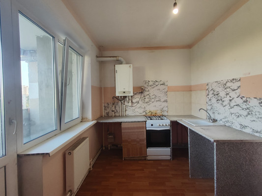 Продам трехкомнатную (3-комн.) квартиру, Кальная ул, 39, Рязань г