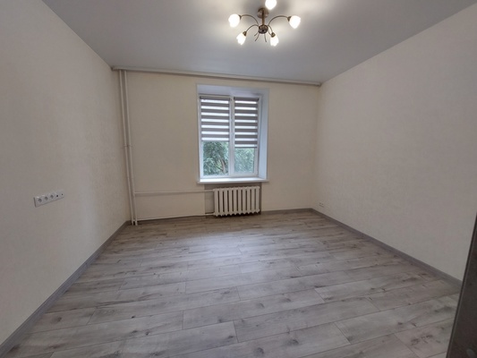 Продам двухкомнатную (2-комн.) квартиру, Комсомольская ул, 67/56, Подольск г