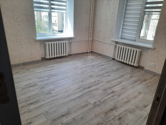 Продам двухкомнатную (2-комн.) квартиру, Комсомольская ул, 67/56, Подольск г
