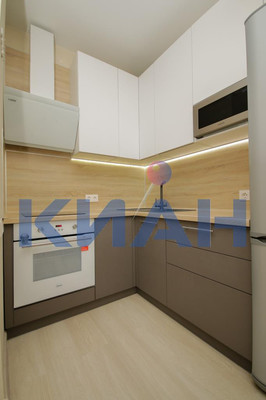 Продам однокомнатную (1-комн.) квартиру, Взлетная ул, 7Ж, Красноярск г