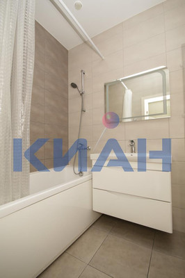 Продам однокомнатную (1-комн.) квартиру, Взлетная ул, 7Ж, Красноярск г
