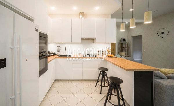 Продам трехкомнатную (3-комн.) квартиру, Большой П.С. пр-кт, 57/1, Санкт-Петербург г