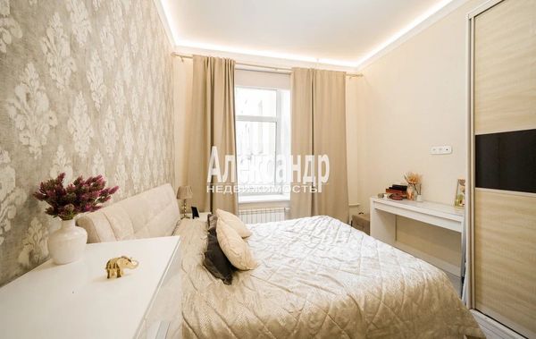 Продам трехкомнатную (3-комн.) квартиру, Большой П.С. пр-кт, 57/1, Санкт-Петербург г
