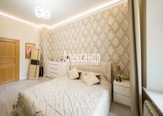 Продам трехкомнатную (3-комн.) квартиру, Большой П.С. пр-кт, 57/1, Санкт-Петербург г