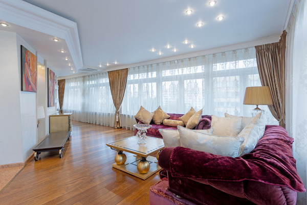 Продам трехкомнатную (3-комн.) квартиру, Таганская ул, 15, Москва г