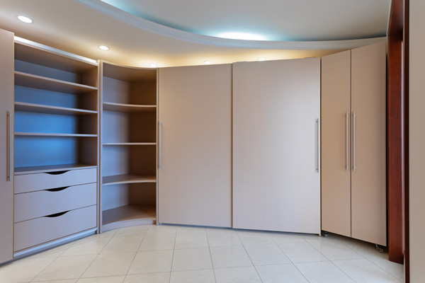 Продам трехкомнатную (3-комн.) квартиру, Таганская ул, 15, Москва г