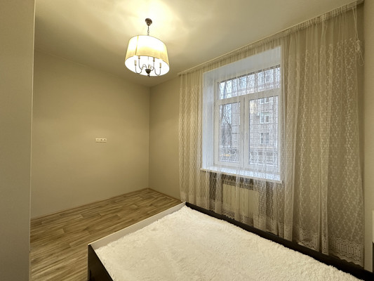 Продам двухкомнатную (2-комн.) квартиру, Металлургов ул, 3, Москва г
