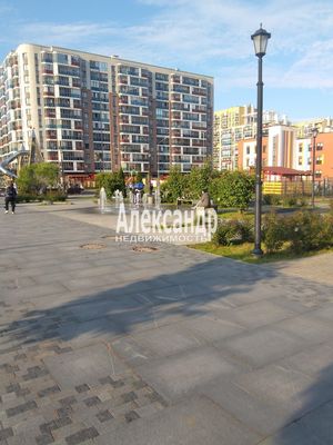 Продам двухкомнатную (2-комн.) квартиру, Шекспира ул, 5, Бугры п