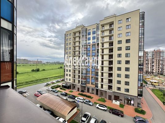Продам двухкомнатную (2-комн.) квартиру, Шекспира ул, 5, Бугры п