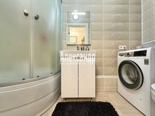 Продам двухкомнатную (2-комн.) квартиру, Шекспира ул, 5, Бугры п