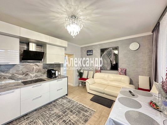 Продам двухкомнатную (2-комн.) квартиру, Шекспира ул, 5, Бугры п