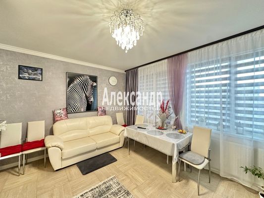 Продам двухкомнатную (2-комн.) квартиру, Шекспира ул, 5, Бугры п