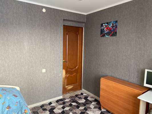 Продам трехкомнатную (3-комн.) квартиру, Ленина ул, 69к1, Ишим г