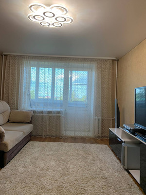 Продам двухкомнатную (2-комн.) квартиру, Деповская ул, 162а, Ишим г