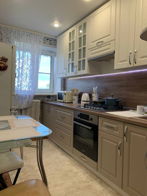 Продам двухкомнатную (2-комн.) квартиру, Деповская ул, 162а, Ишим г