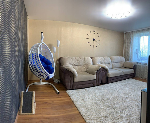 Продам двухкомнатную (2-комн.) квартиру, Деповская ул, 162а, Ишим г