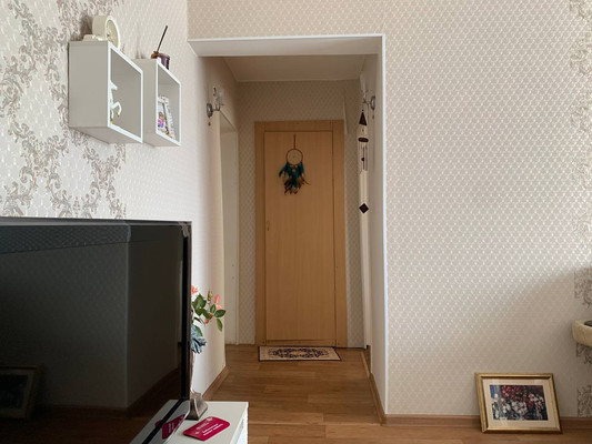 Продам трехкомнатную (3-комн.) квартиру, Красина ул, 11, Ишим г