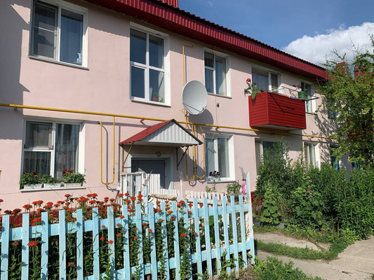 Продам трехкомнатную (3-комн.) квартиру, Красина ул, 11, Ишим г