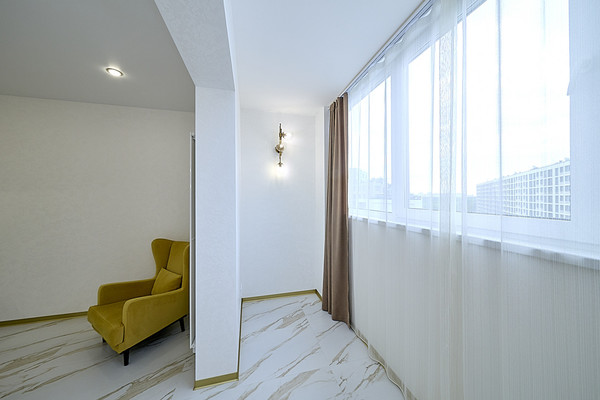 Продам однокомнатную (1-комн.) квартиру, Авиаконструкторов пр-кт, 54к3, Санкт-Петербург г