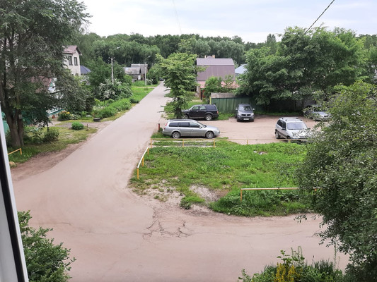 Продам однокомнатную (1-комн.) квартиру, Крестецкая ул, 27, Старая Русса г