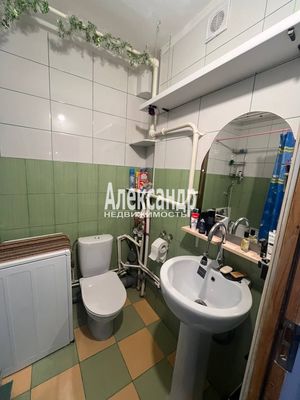 Продам однокомнатную (1-комн.) квартиру, Петровский б-р, 7, Мурино п
