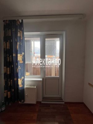 Продам однокомнатную (1-комн.) квартиру, Петровский б-р, 7, Мурино п