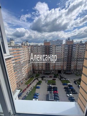 Продам однокомнатную (1-комн.) квартиру, Петровский б-р, 7, Мурино п