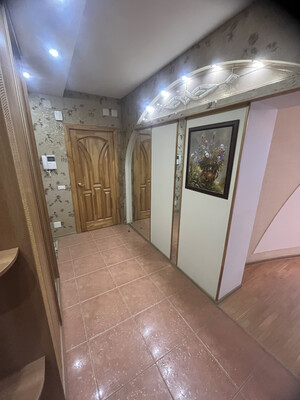 Продам двухкомнатную (2-комн.) квартиру, Мопра ул, 7, Киров г