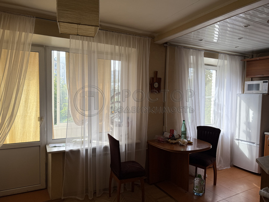 Продам двухкомнатную (2-комн.) квартиру, Гончарный проезд, 6с1, Москва г
